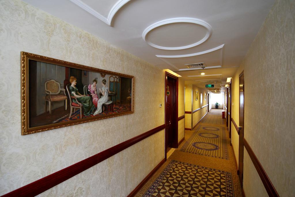 Vienna Hotel Chaoyang Nanning Exterior foto