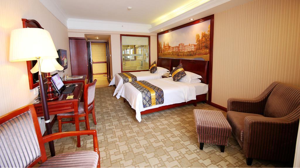 Vienna Hotel Chaoyang Nanning Exterior foto