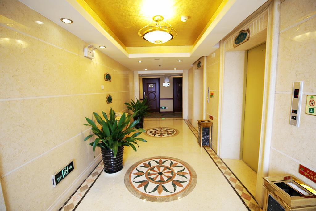 Vienna Hotel Chaoyang Nanning Exterior foto