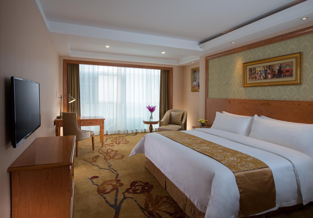 Vienna Hotel Chaoyang Nanning Exterior foto
