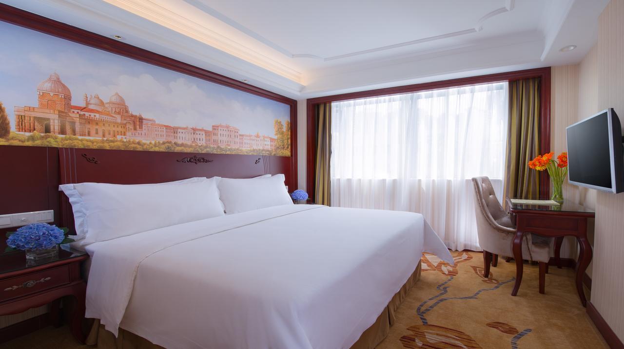 Vienna Hotel Chaoyang Nanning Exterior foto