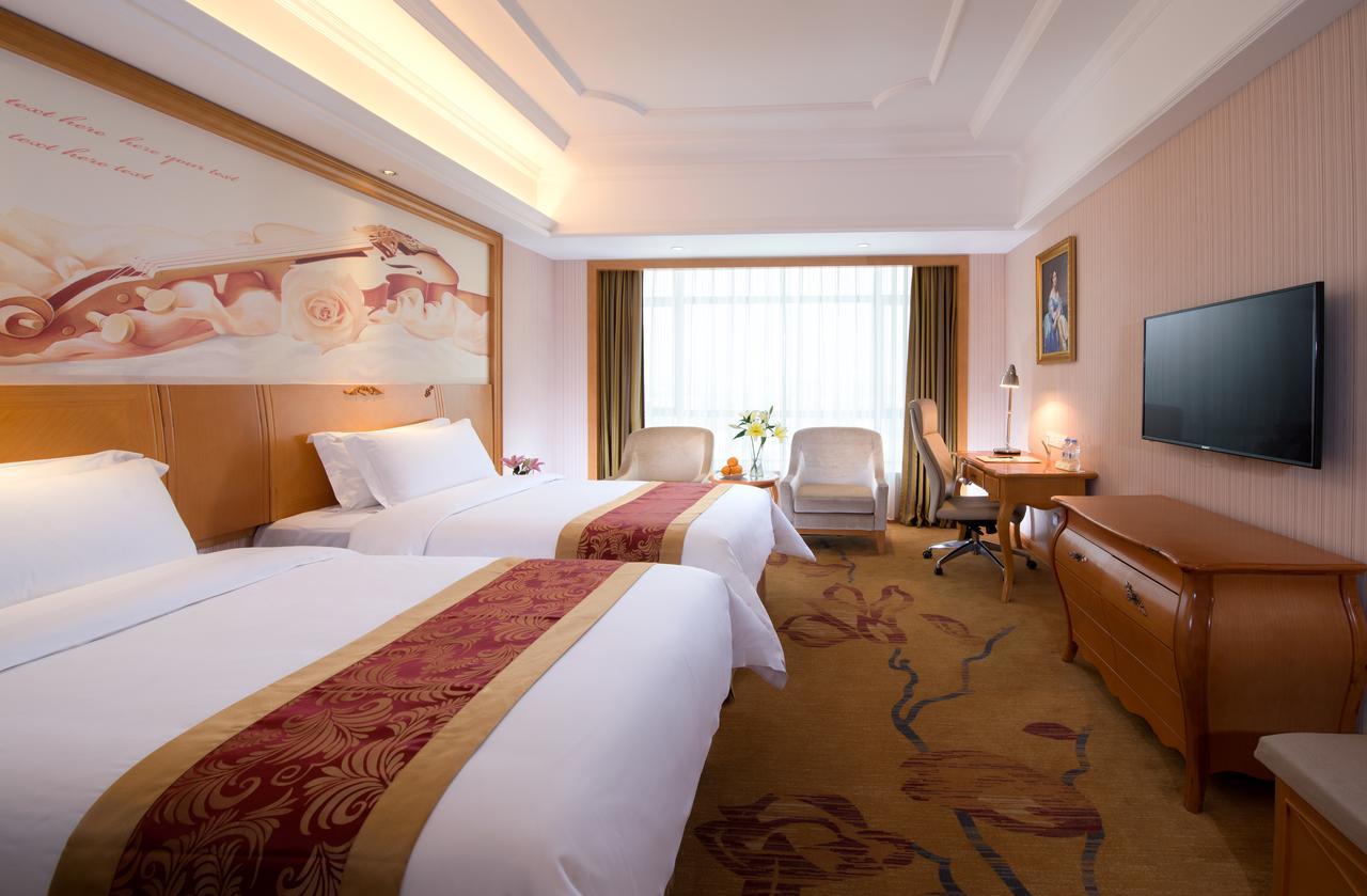Vienna Hotel Chaoyang Nanning Exterior foto